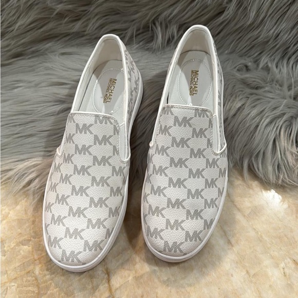 Michael Kors Women’s Keaton Slip-On Logo Sneakers-White Logo - Picture 4 of 8